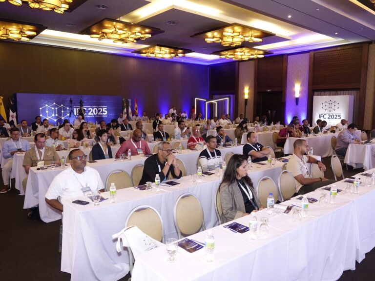 WhatsApp Image 2025-10-24 at 17.58.54