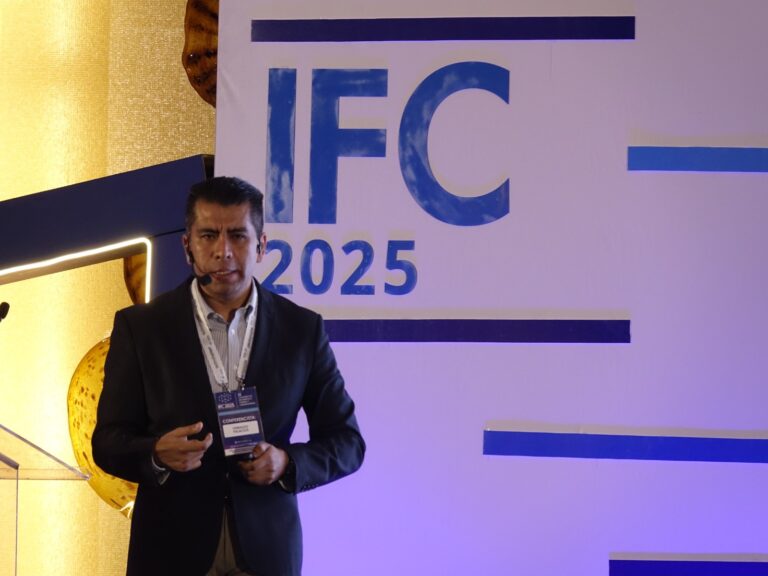 WhatsApp Image 2025-10-24 at 18.06.44