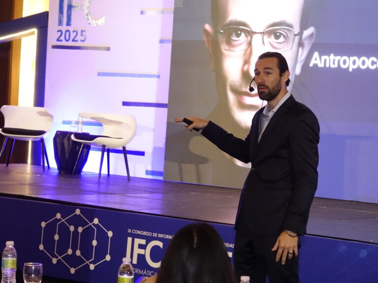 WhatsApp Image 2025-10-24 at 17.50.22 (2)